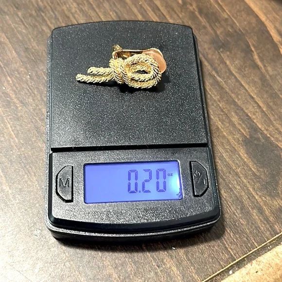 🥳HP:CHRISTIAN DIOR Glamours Gold Double Rope Loops Clip-On Rare Antique Earring - Picture 11 of 16